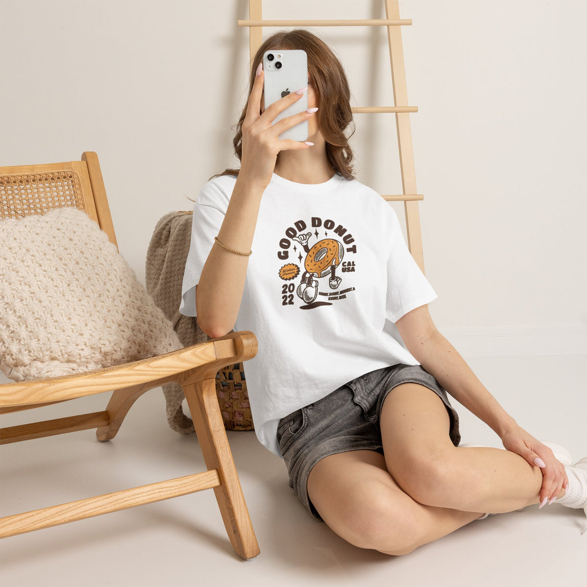 Donut Shop Tee — "Good Donut" Retro Cartoon Shirt
