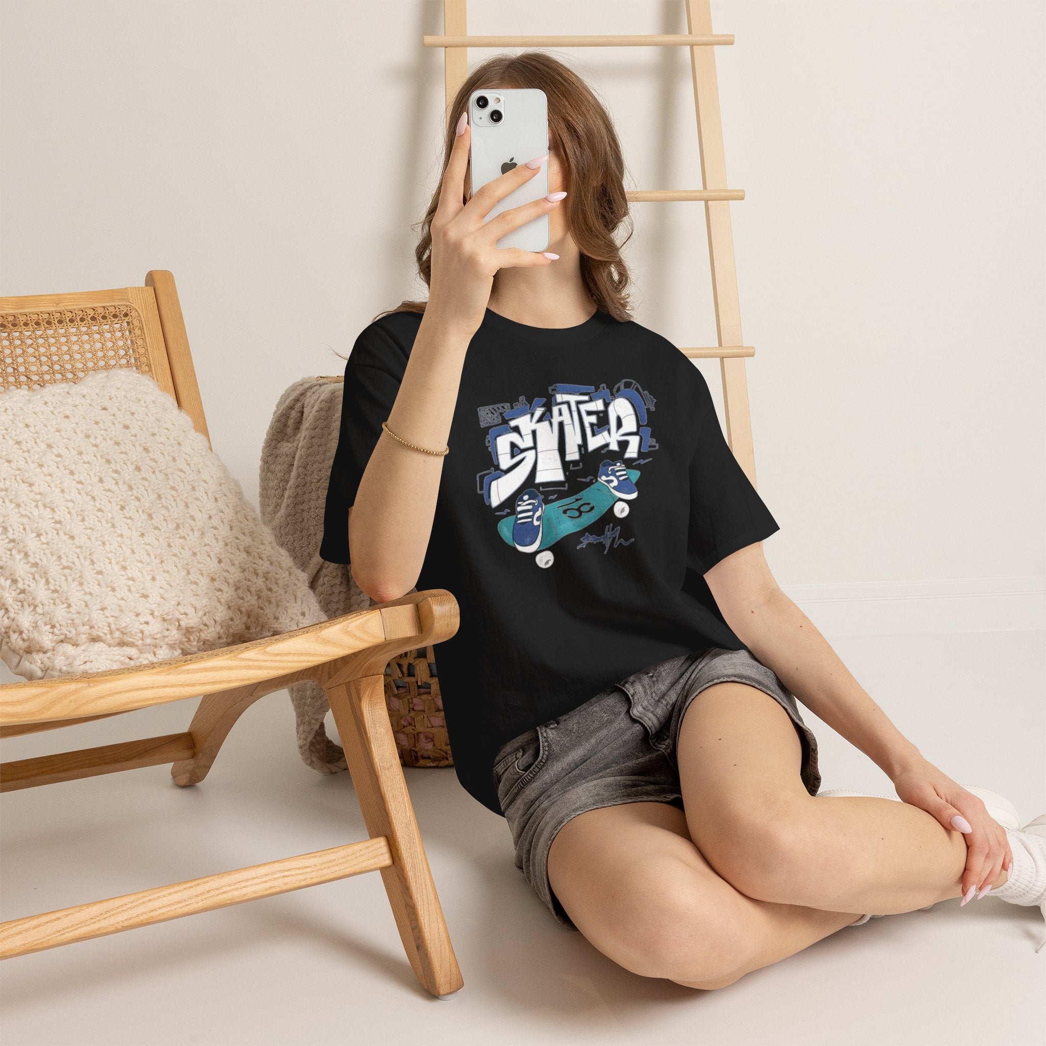 Skater Graffiti Skateboard Unisex Tee