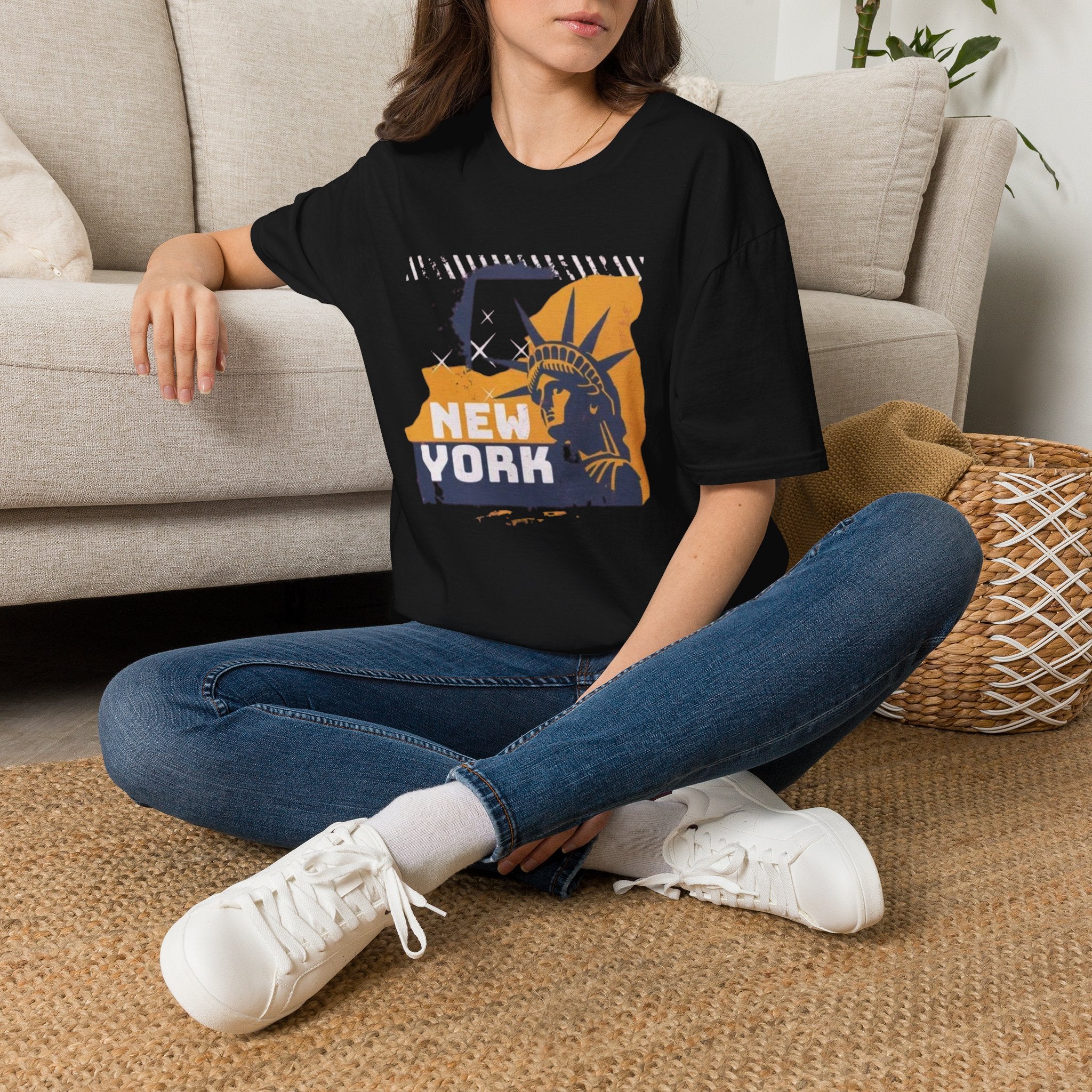 New York Statue of Liberty Graphic T-Shirt